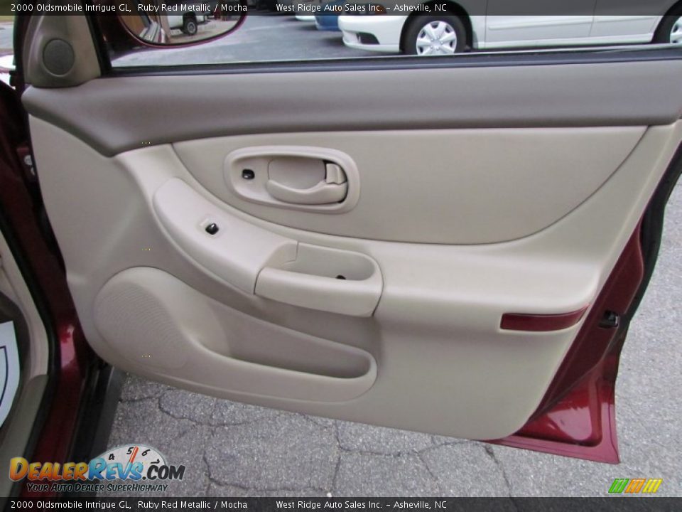2000 Oldsmobile Intrigue GL Ruby Red Metallic / Mocha Photo #27