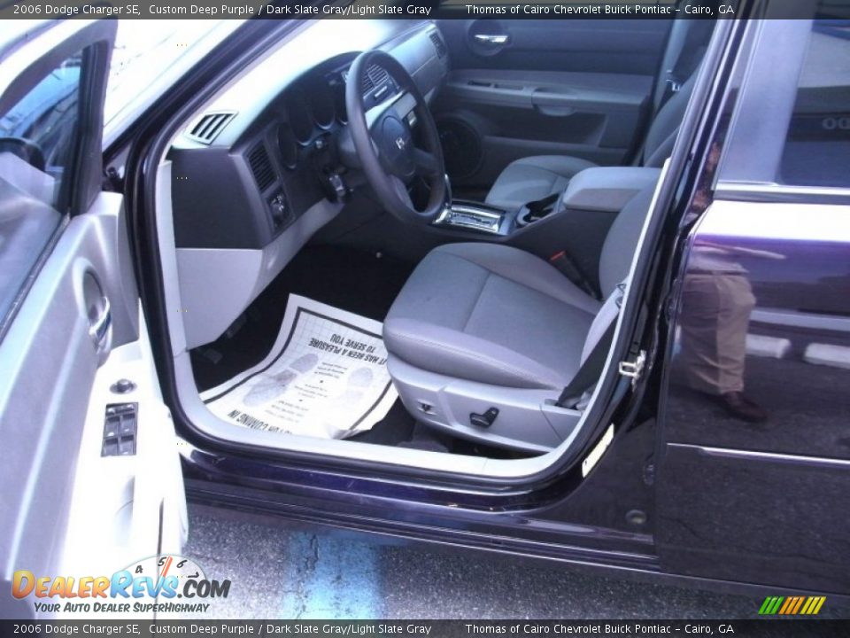 2006 Dodge Charger SE Custom Deep Purple / Dark Slate Gray/Light Slate Gray Photo #16