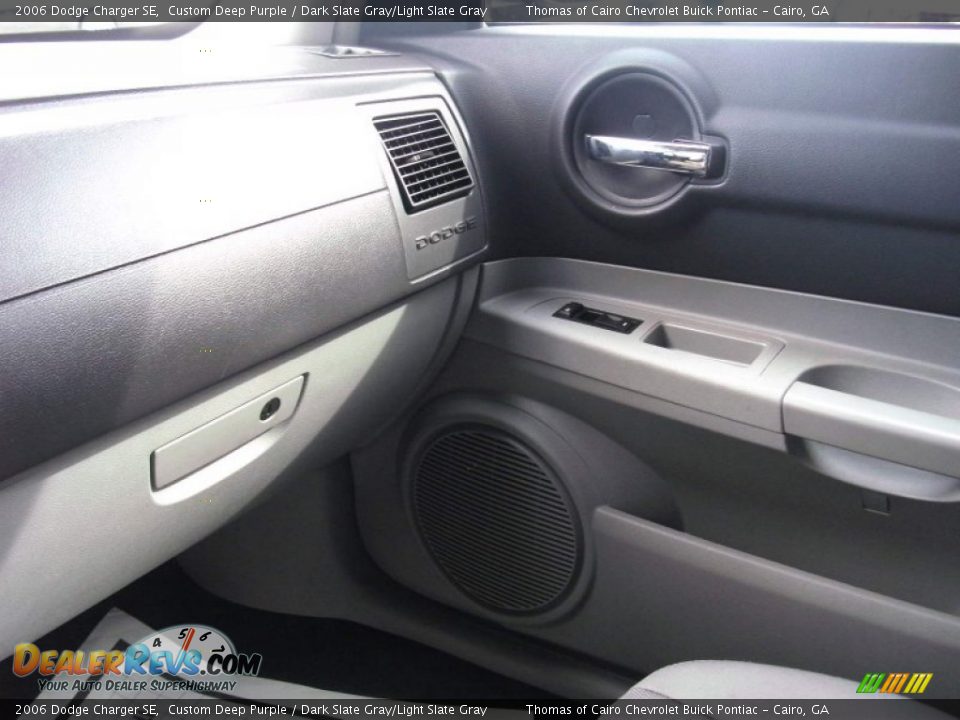 2006 Dodge Charger SE Custom Deep Purple / Dark Slate Gray/Light Slate Gray Photo #20