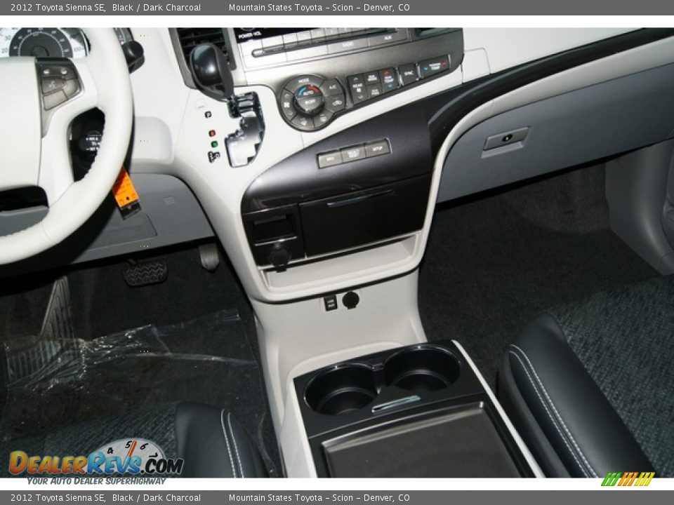 2012 Toyota Sienna SE Black / Dark Charcoal Photo #16