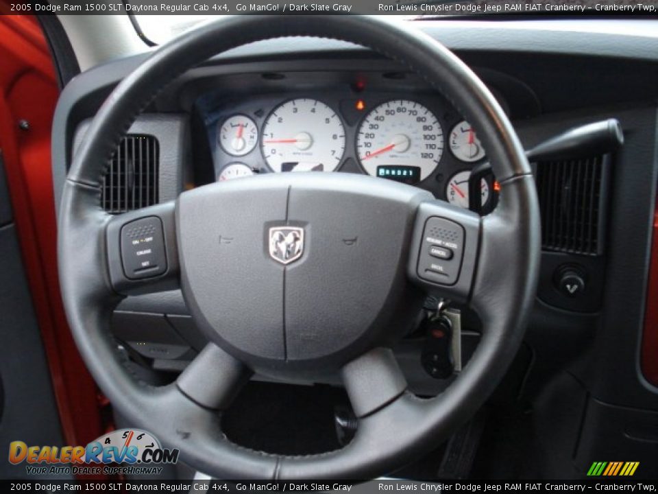 2005 Dodge Ram 1500 SLT Daytona Regular Cab 4x4 Go ManGo! / Dark Slate Gray Photo #23