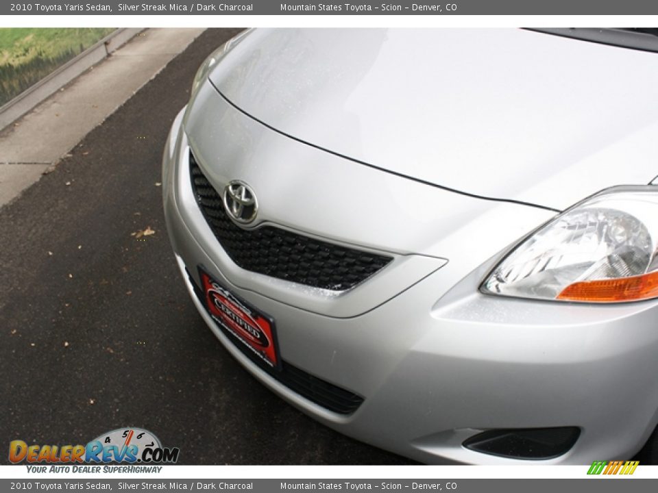 2010 Toyota Yaris Sedan Silver Streak Mica / Dark Charcoal Photo #19