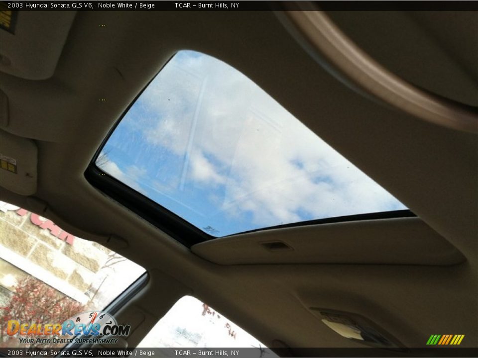 2003 Hyundai Sonata GLS V6 Noble White / Beige Photo #10