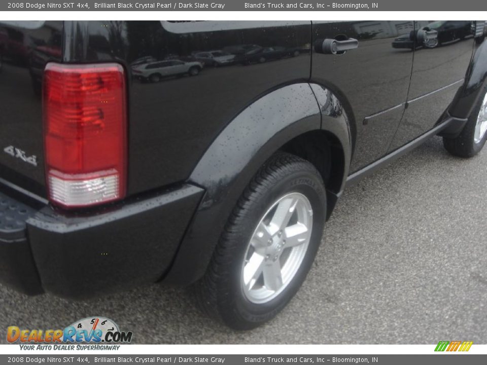 2008 Dodge Nitro SXT 4x4 Brilliant Black Crystal Pearl / Dark Slate Gray Photo #5