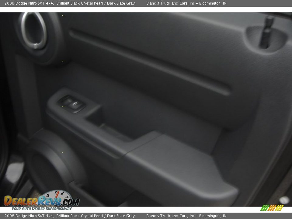 2008 Dodge Nitro SXT 4x4 Brilliant Black Crystal Pearl / Dark Slate Gray Photo #18