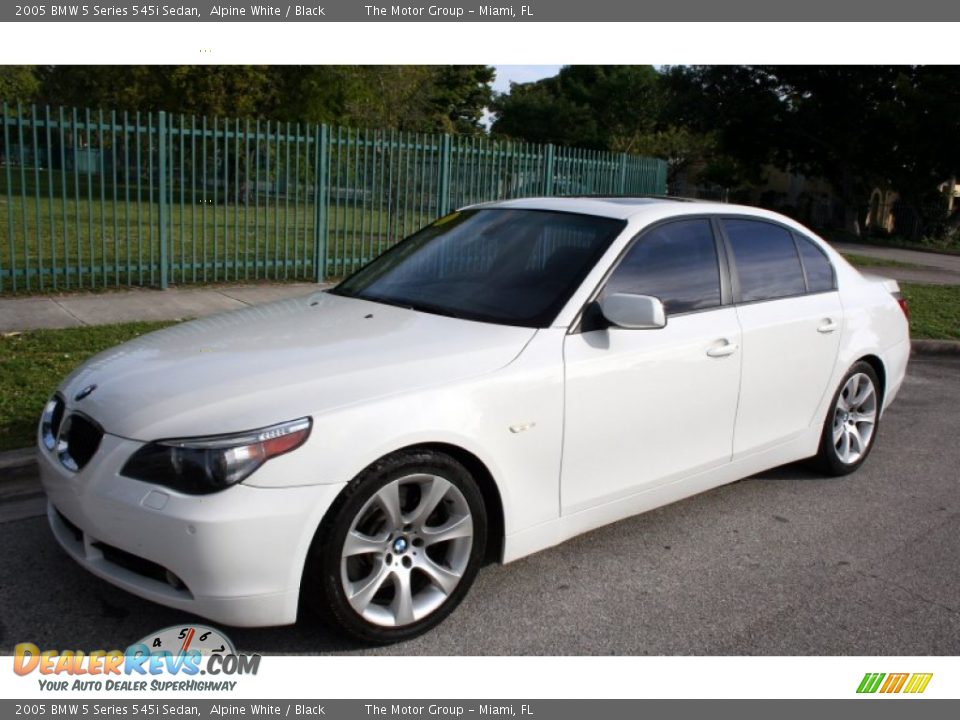 2005 BMW 5 Series 545i Sedan Alpine White / Black Photo #2