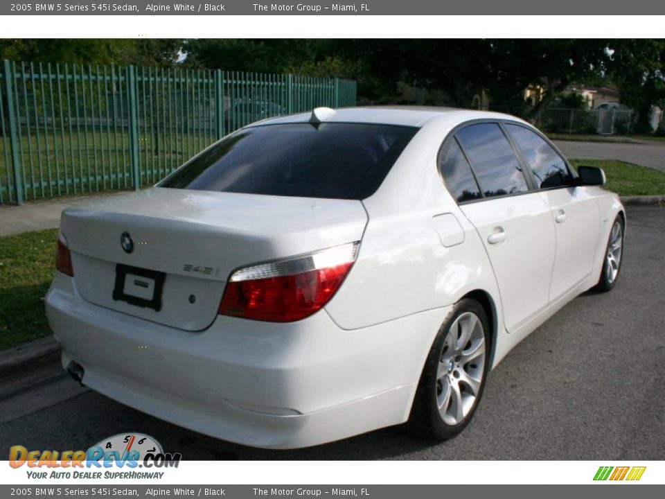 2005 BMW 5 Series 545i Sedan Alpine White / Black Photo #9