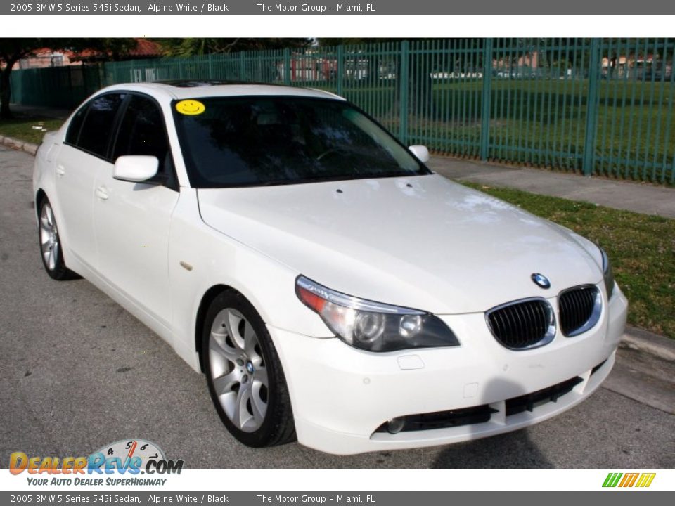 2005 BMW 5 Series 545i Sedan Alpine White / Black Photo #14
