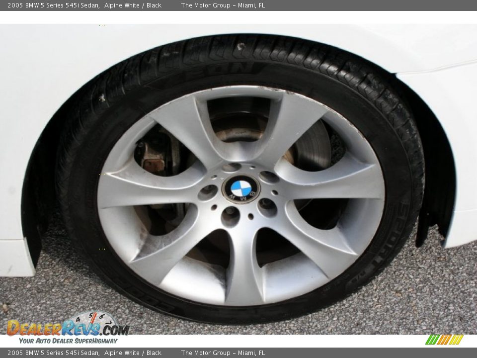 2005 BMW 5 Series 545i Sedan Alpine White / Black Photo #23