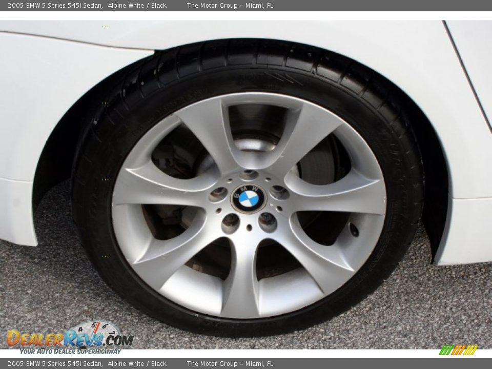 2005 BMW 5 Series 545i Sedan Alpine White / Black Photo #24