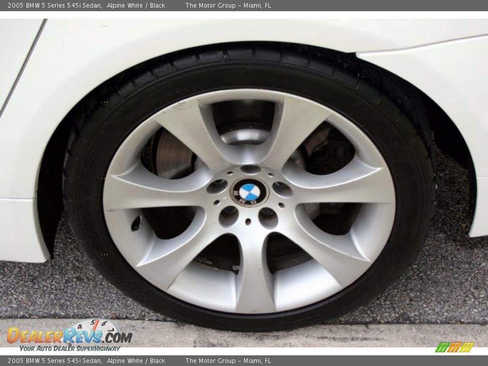 2005 BMW 5 Series 545i Sedan Alpine White / Black Photo #25