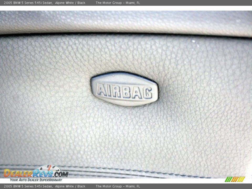 2005 BMW 5 Series 545i Sedan Alpine White / Black Photo #34