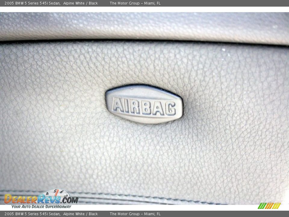 2005 BMW 5 Series 545i Sedan Alpine White / Black Photo #35