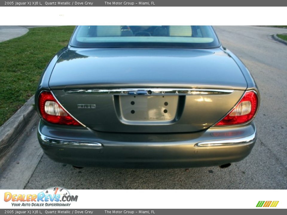 2005 Jaguar XJ XJ8 L Quartz Metallic / Dove Grey Photo #18
