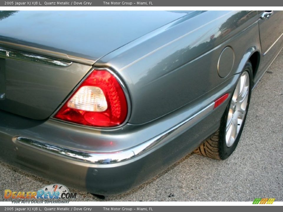 2005 Jaguar XJ XJ8 L Quartz Metallic / Dove Grey Photo #22