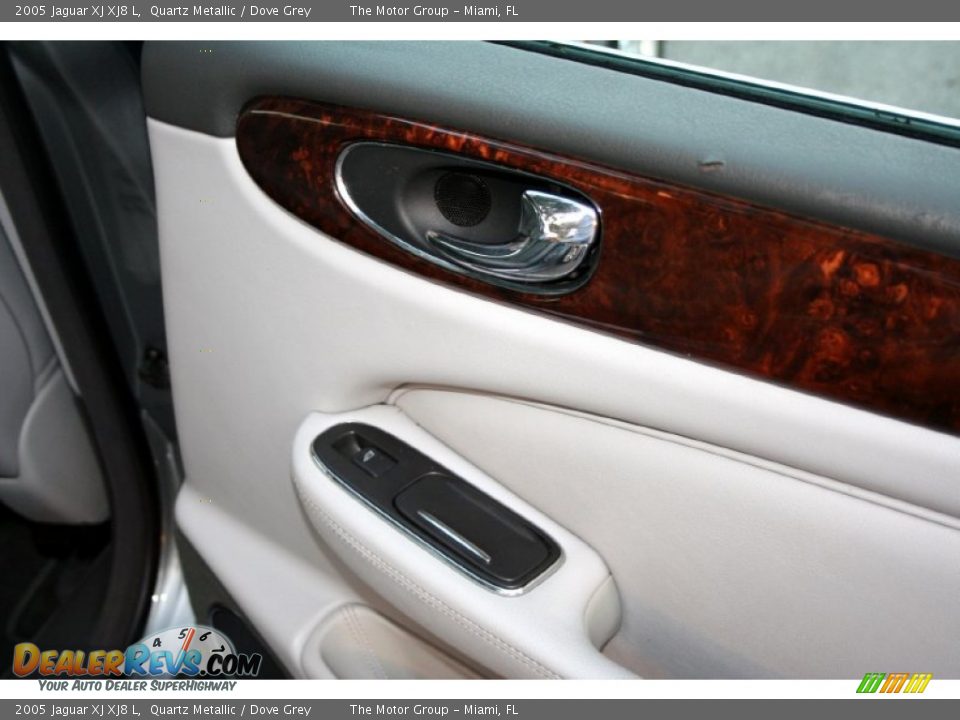 2005 Jaguar XJ XJ8 L Quartz Metallic / Dove Grey Photo #32