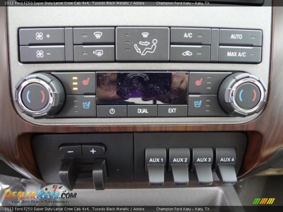 Controls of 2012 Ford F250 Super Duty Lariat Crew Cab 4x4 Photo #20