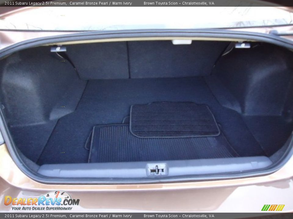 2011 Subaru Legacy 2.5i Premium Caramel Bronze Pearl / Warm Ivory Photo #11