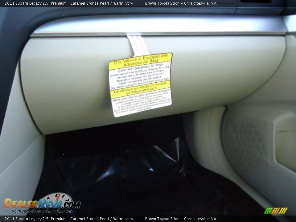 2011 Subaru Legacy 2.5i Premium Caramel Bronze Pearl / Warm Ivory Photo #28