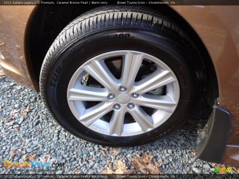 2011 Subaru Legacy 2.5i Premium Caramel Bronze Pearl / Warm Ivory Photo #33