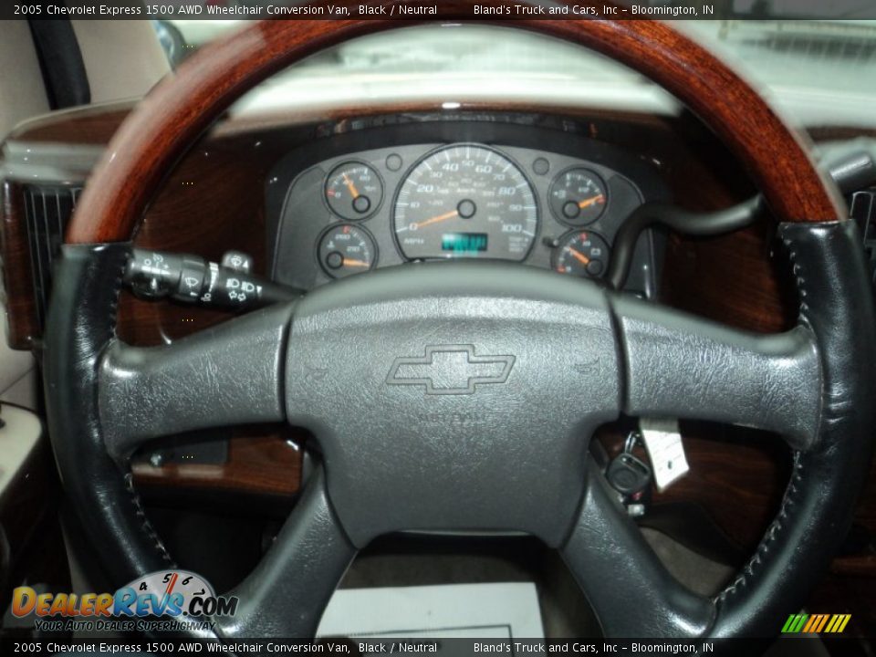 2005 Chevrolet Express 1500 AWD Wheelchair Conversion Van Black / Neutral Photo #5