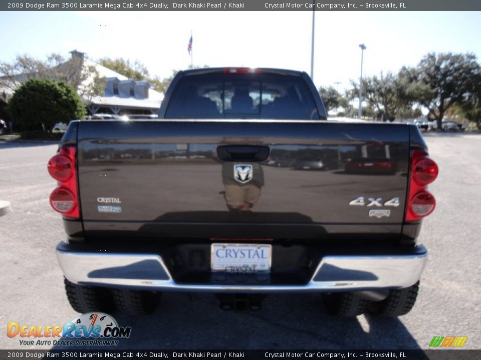 2009 Dodge Ram 3500 Laramie Mega Cab 4x4 Dually Dark Khaki Pearl / Khaki Photo #8