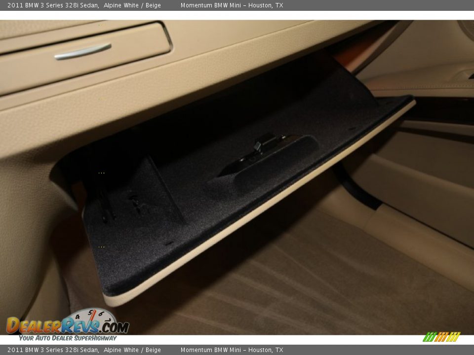 2011 BMW 3 Series 328i Sedan Alpine White / Beige Photo #17