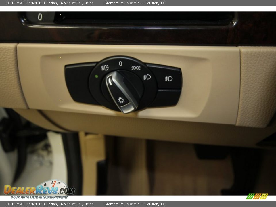2011 BMW 3 Series 328i Sedan Alpine White / Beige Photo #25