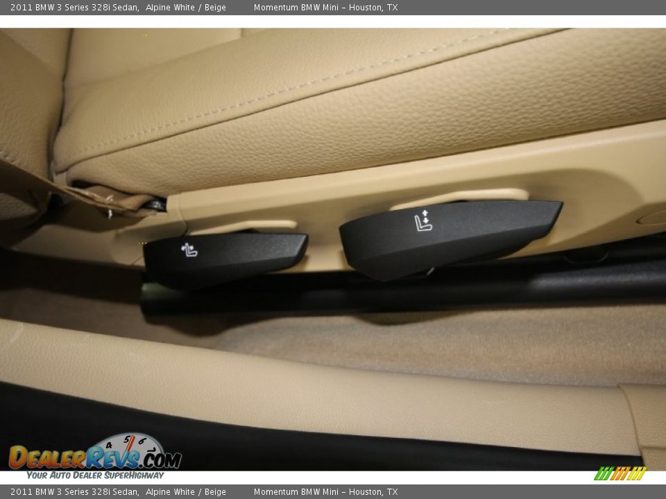 2011 BMW 3 Series 328i Sedan Alpine White / Beige Photo #36