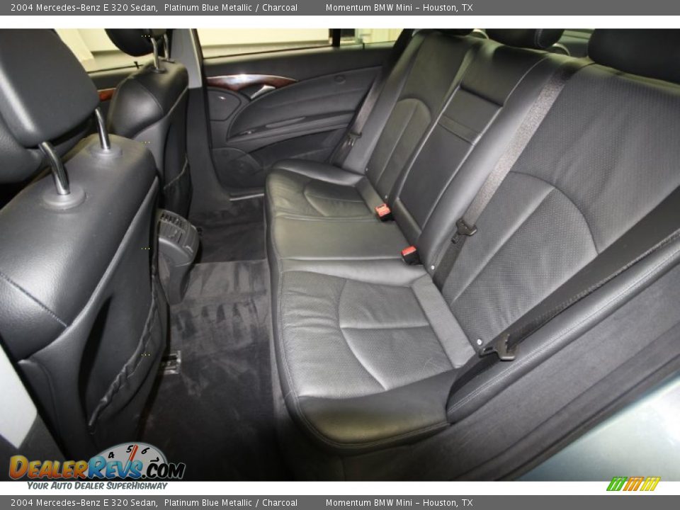 2004 Mercedes-Benz E 320 Sedan Platinum Blue Metallic / Charcoal Photo #18