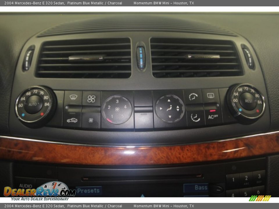 2004 Mercedes-Benz E 320 Sedan Platinum Blue Metallic / Charcoal Photo #25