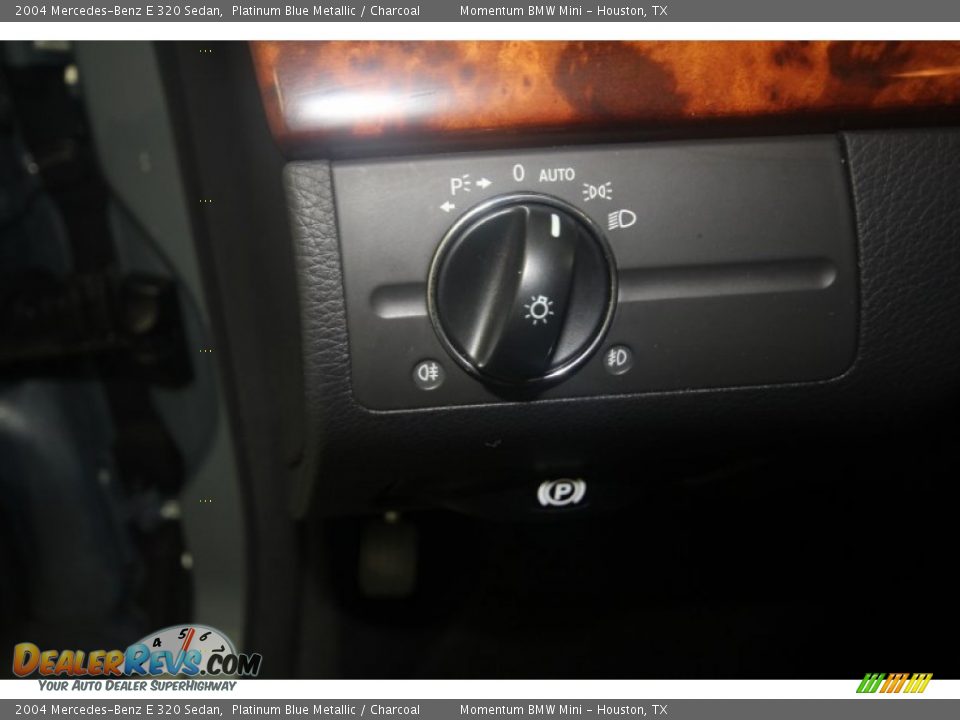 2004 Mercedes-Benz E 320 Sedan Platinum Blue Metallic / Charcoal Photo #31
