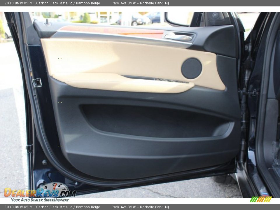 Door Panel of 2010 BMW X5 M  Photo #9