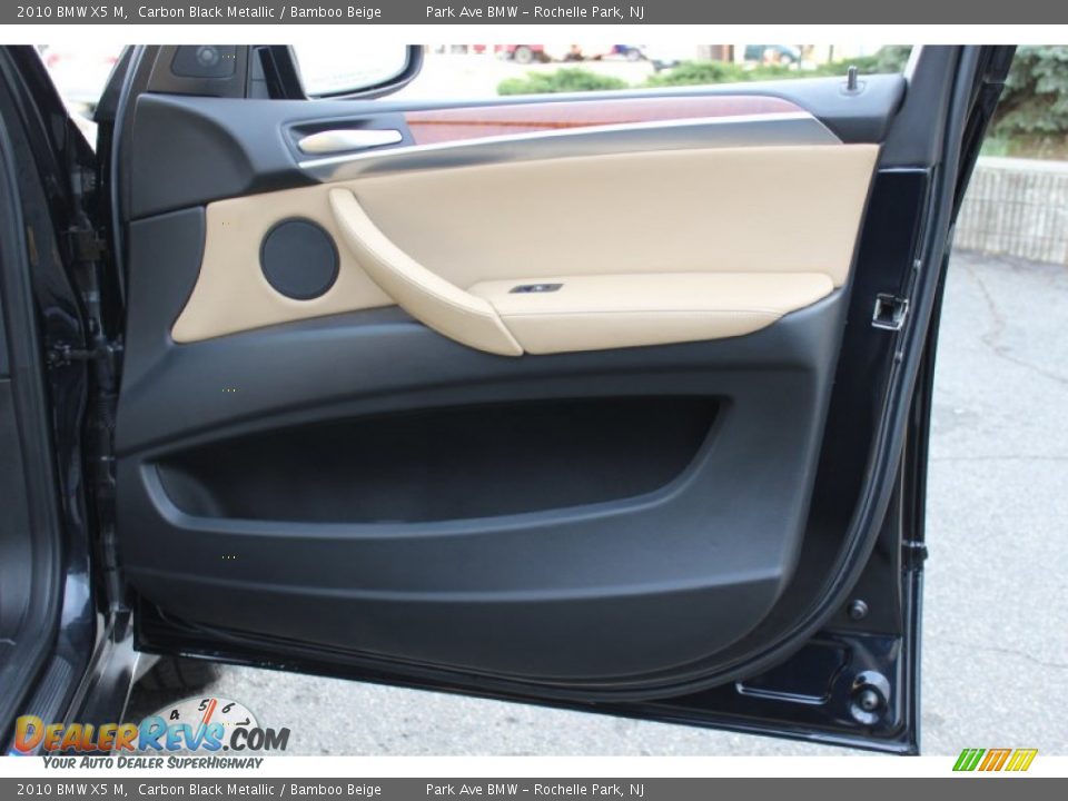 Door Panel of 2010 BMW X5 M  Photo #26