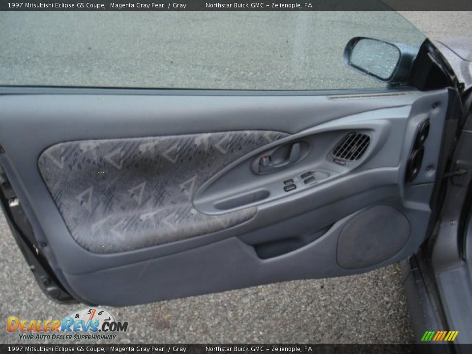 1997 Mitsubishi Eclipse GS Coupe Magenta Gray Pearl / Gray Photo #10