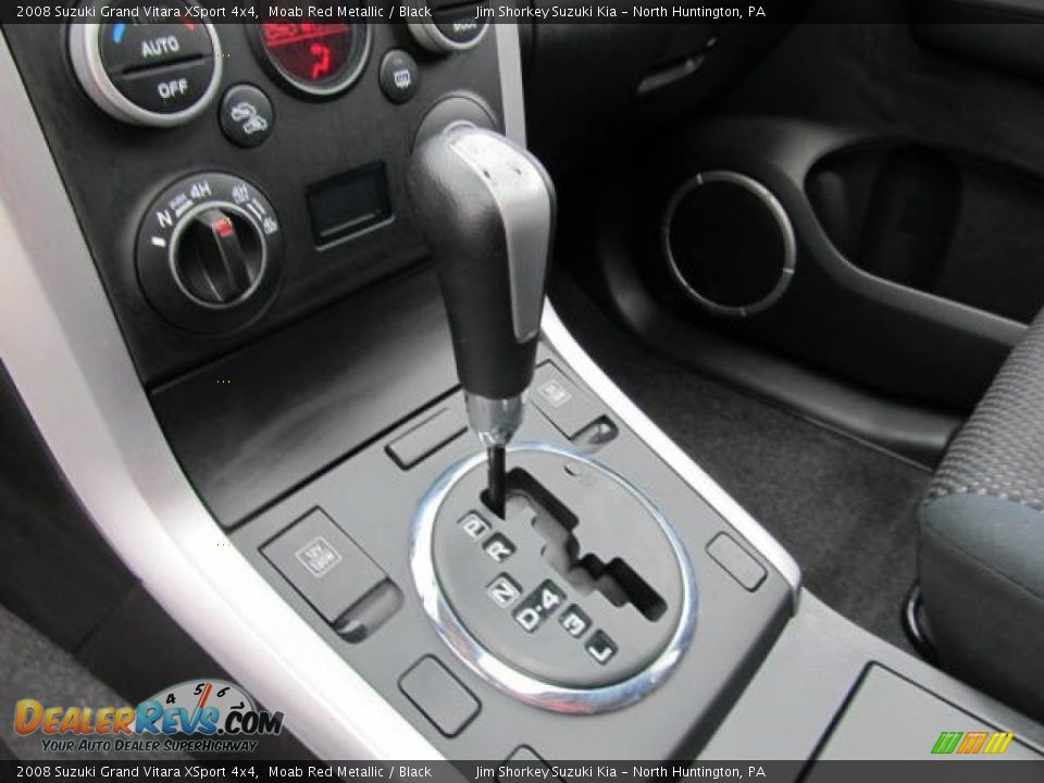 2008 Suzuki Grand Vitara XSport 4x4 Shifter Photo #12