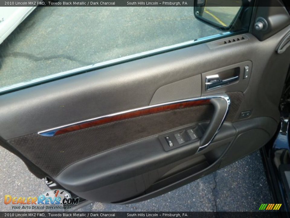 2010 Lincoln MKZ FWD Tuxedo Black Metallic / Dark Charcoal Photo #11