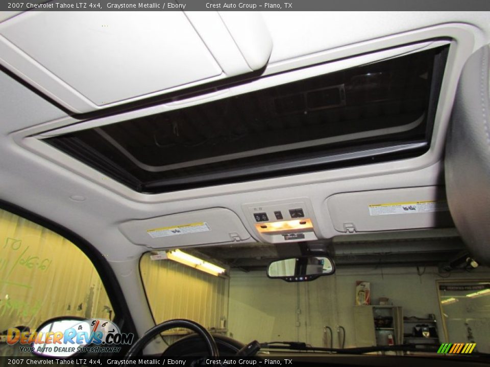 2007 Chevrolet Tahoe LTZ 4x4 Graystone Metallic / Ebony Photo #18