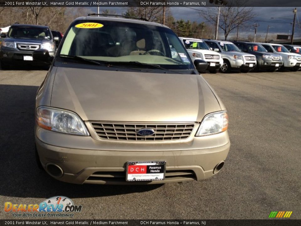 2001 Ford Windstar LX Harvest Gold Metallic / Medium Parchment Photo #3