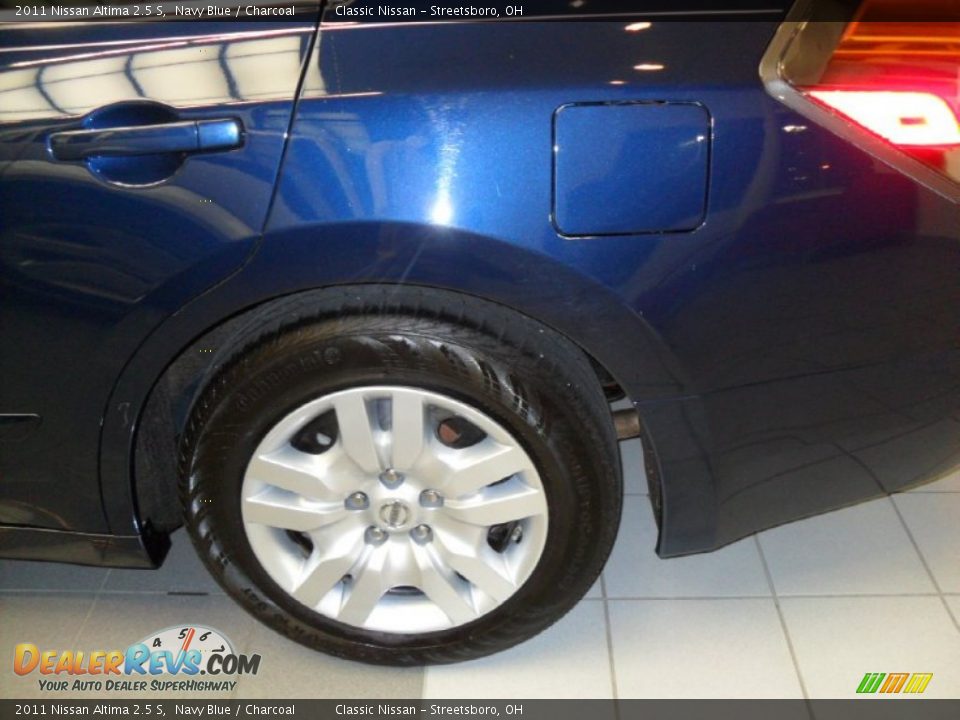 2011 Nissan Altima 2.5 S Navy Blue / Charcoal Photo #5