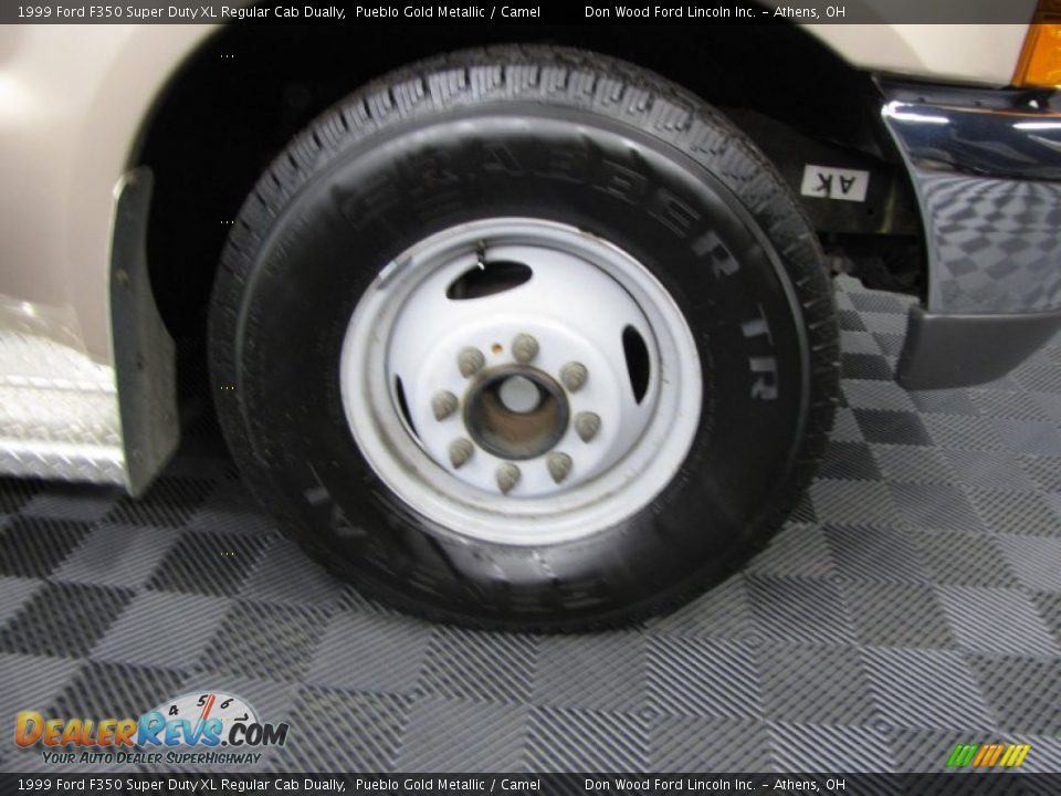 1999 Ford F350 Super Duty XL Regular Cab Dually Wheel Photo #18