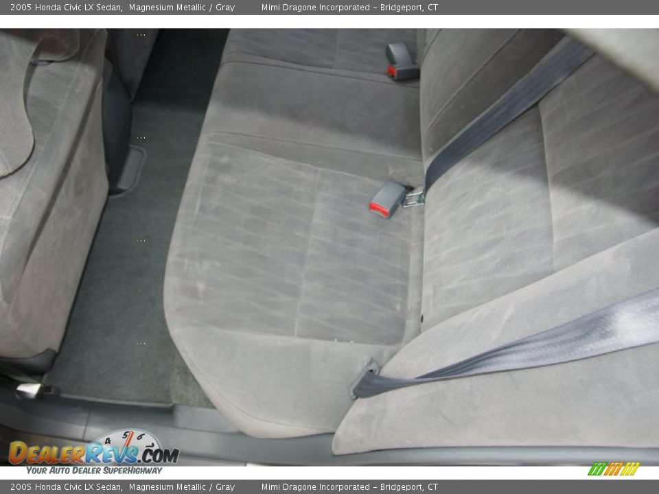 2005 Honda Civic LX Sedan Magnesium Metallic / Gray Photo #12