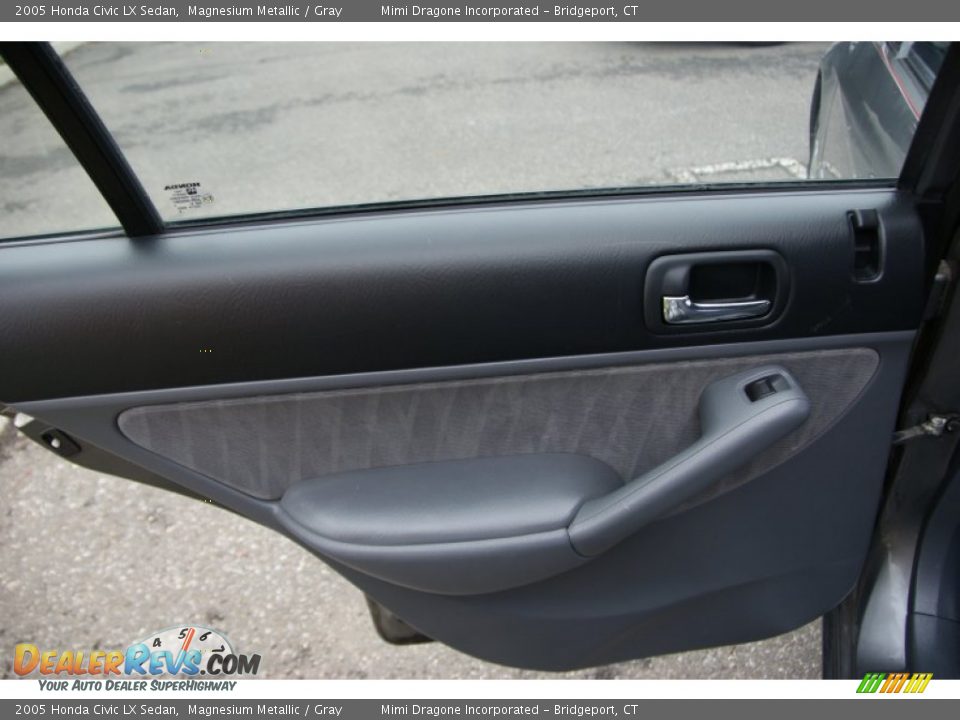 2005 Honda Civic LX Sedan Magnesium Metallic / Gray Photo #13