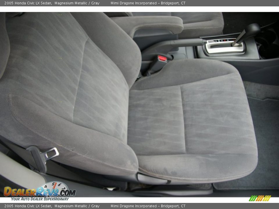 2005 Honda Civic LX Sedan Magnesium Metallic / Gray Photo #15