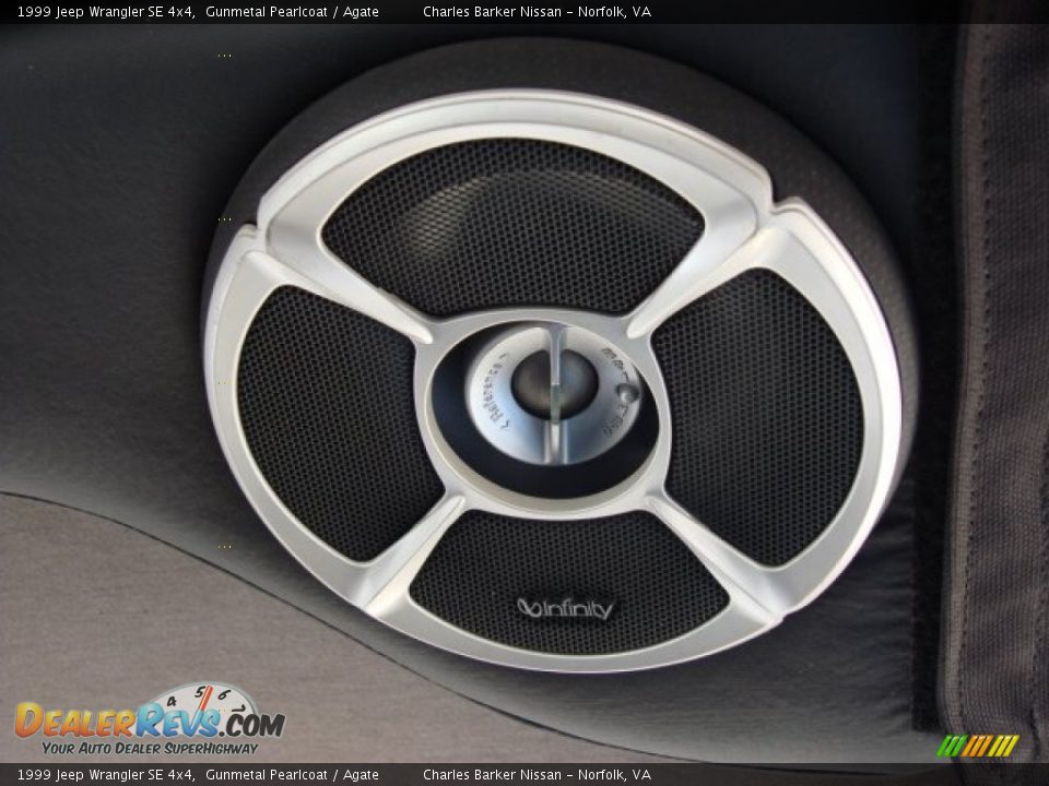 1999 Jeep Wrangler SE 4x4 Gunmetal Pearlcoat / Agate Photo #11