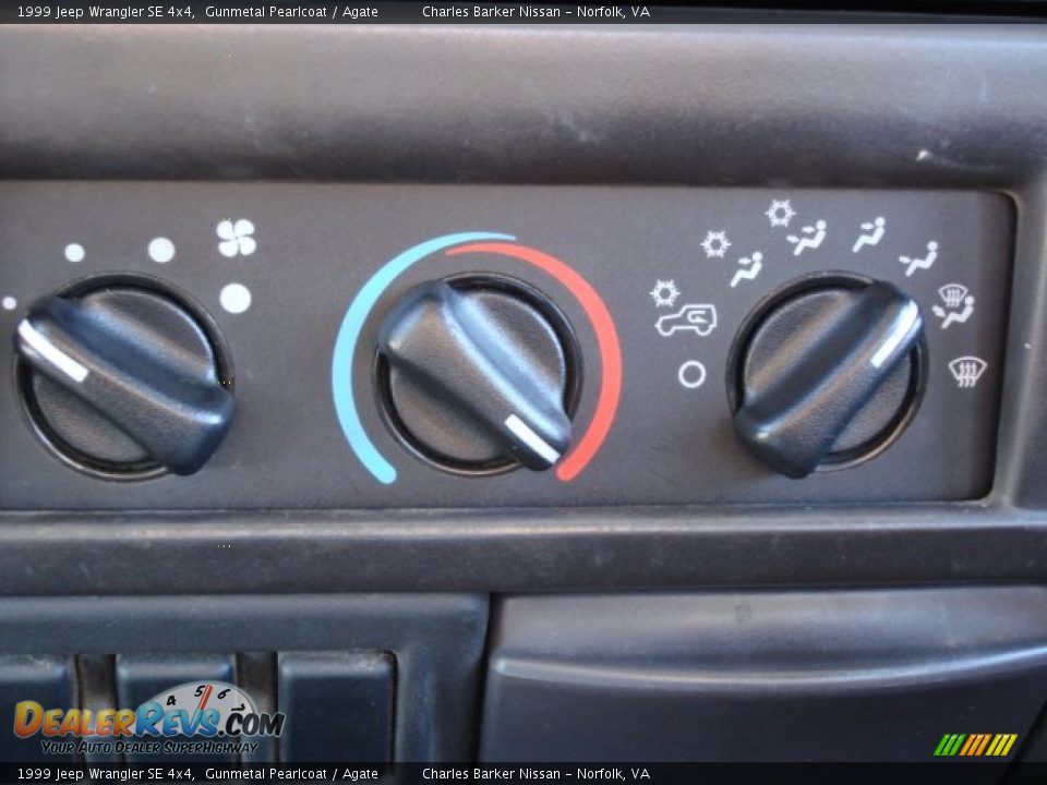 1999 Jeep Wrangler SE 4x4 Gunmetal Pearlcoat / Agate Photo #15