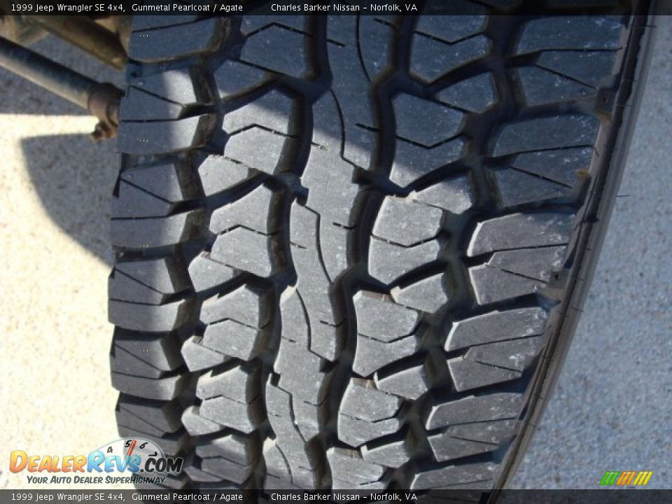 1999 Jeep Wrangler SE 4x4 Gunmetal Pearlcoat / Agate Photo #18