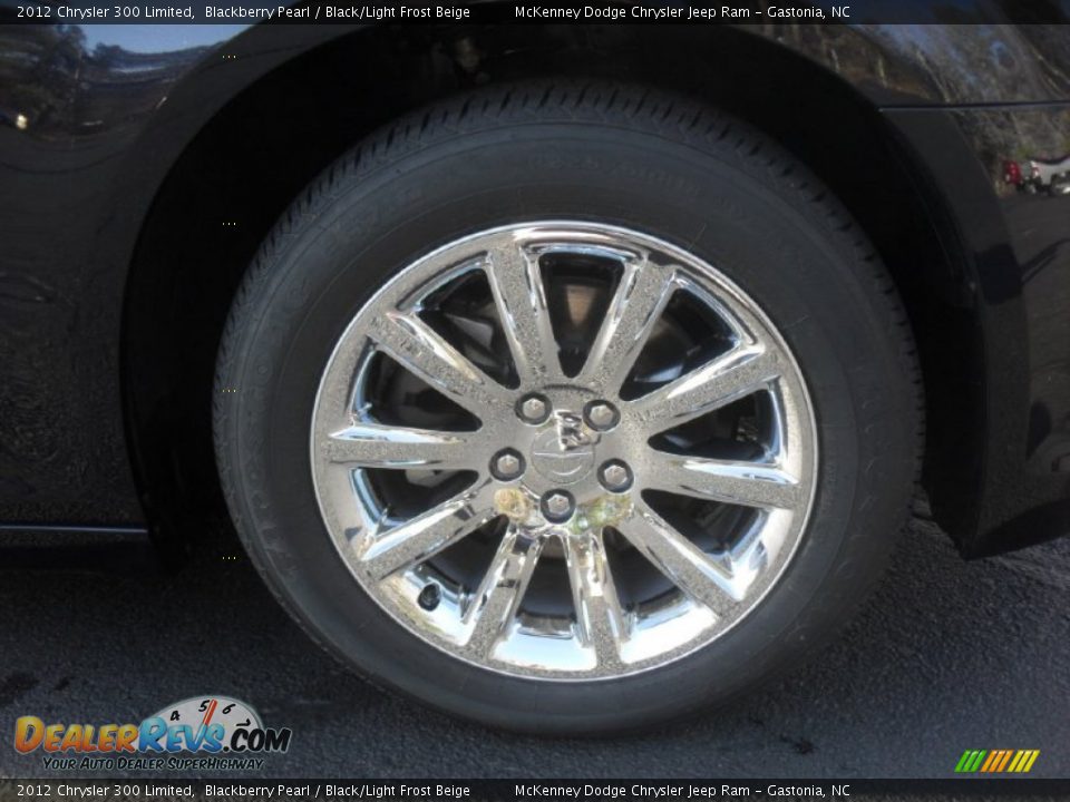 2012 Chrysler 300 Limited Wheel Photo #23