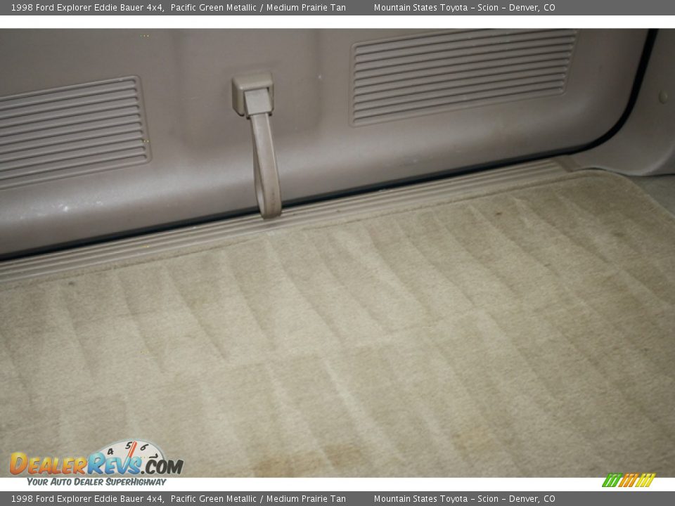 1998 Ford Explorer Eddie Bauer 4x4 Pacific Green Metallic / Medium Prairie Tan Photo #18