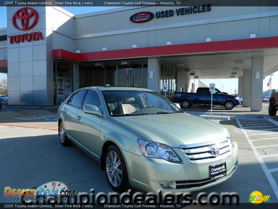 2005 Toyota Avalon Limited Silver Pine Mica / Ivory Photo #1